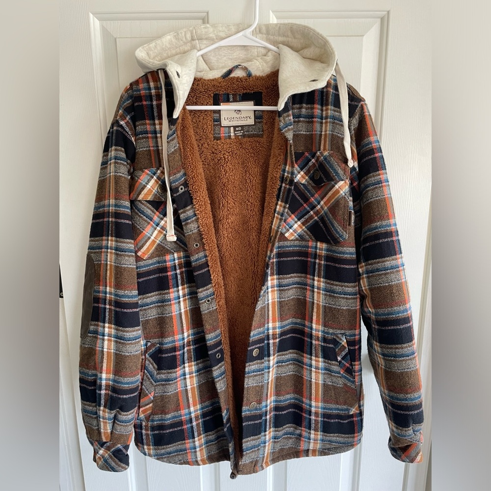 Legendary Whitetails Hooded Shacket Flannel Medium Fleece Lined Button Up